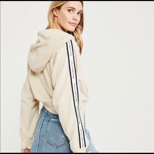 A&F Cropped Hoodie